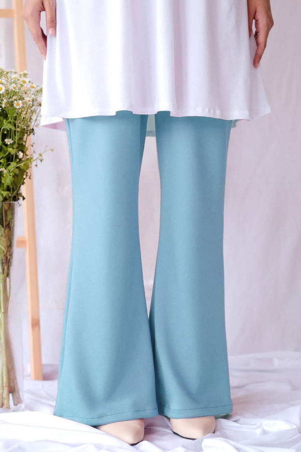 Seluar Longgar - Beauty Blue
